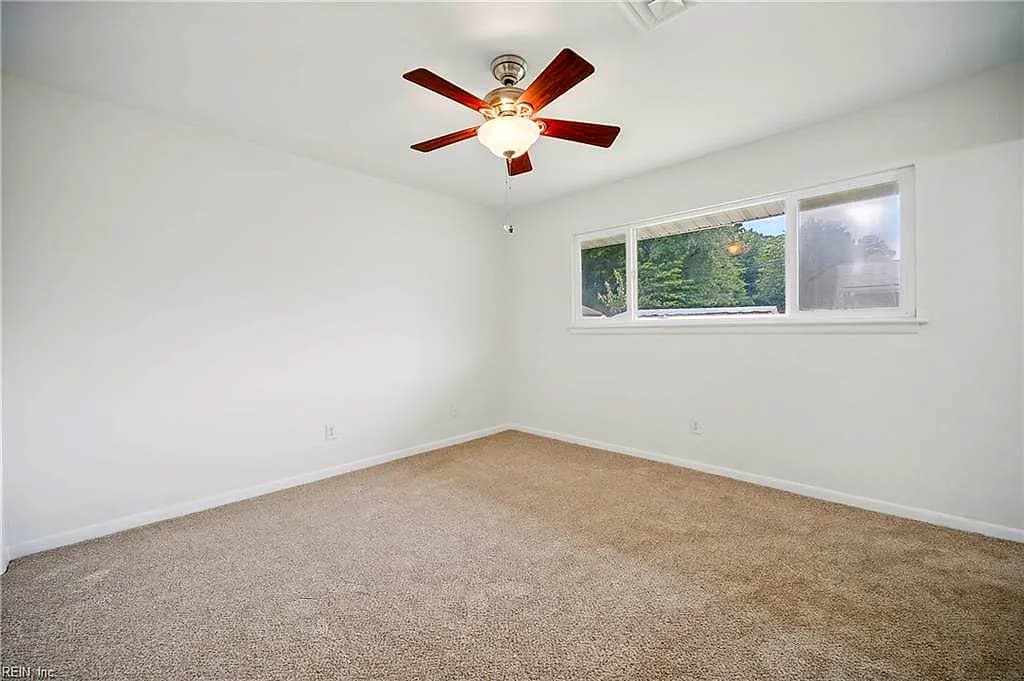2676 Powell CIR, CHESAPEAKE VA 23323 thumb 12