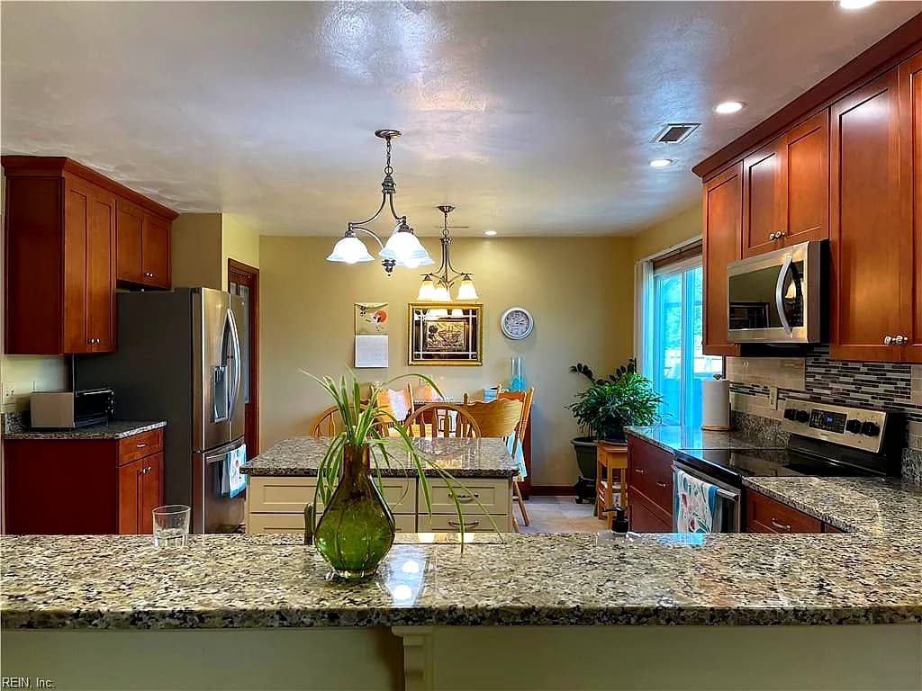 2061 Silver Lake DR, VIRGINIA BEACH VA 23464 thumb 7