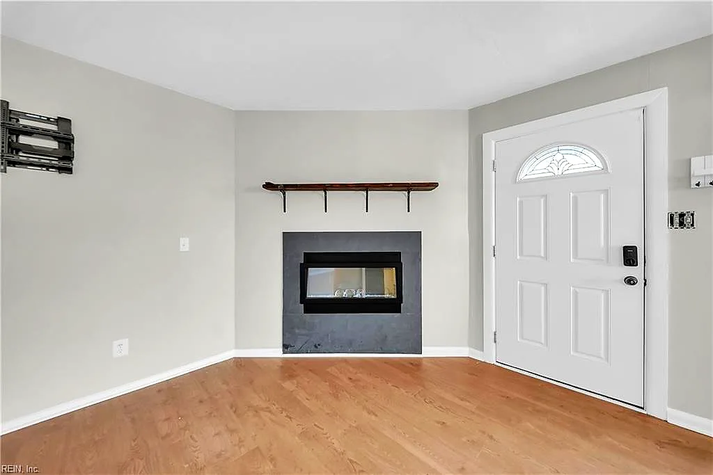 1326 W Ocean View AVE #A, NORFOLK VA 23503 thumb 8