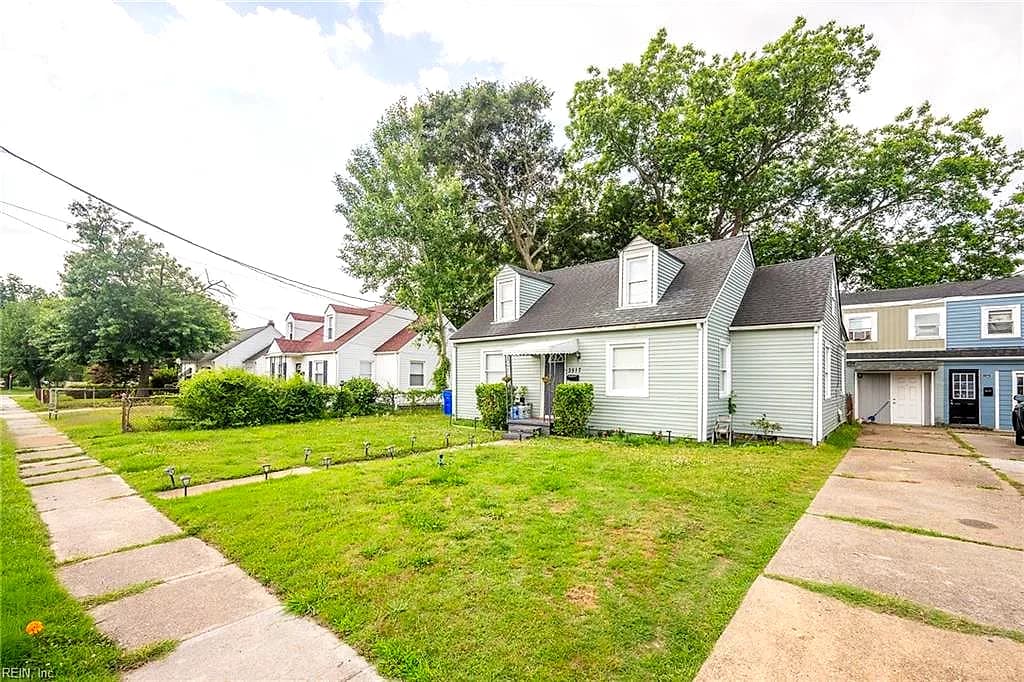 3517 Pamlico CIR, NORFOLK VA 23513 - Photo 4