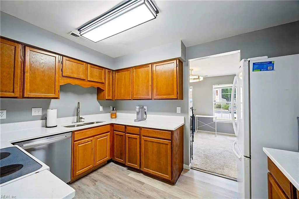 216 Whitewater DR, NEWPORT NEWS VA 23608 thumb 11