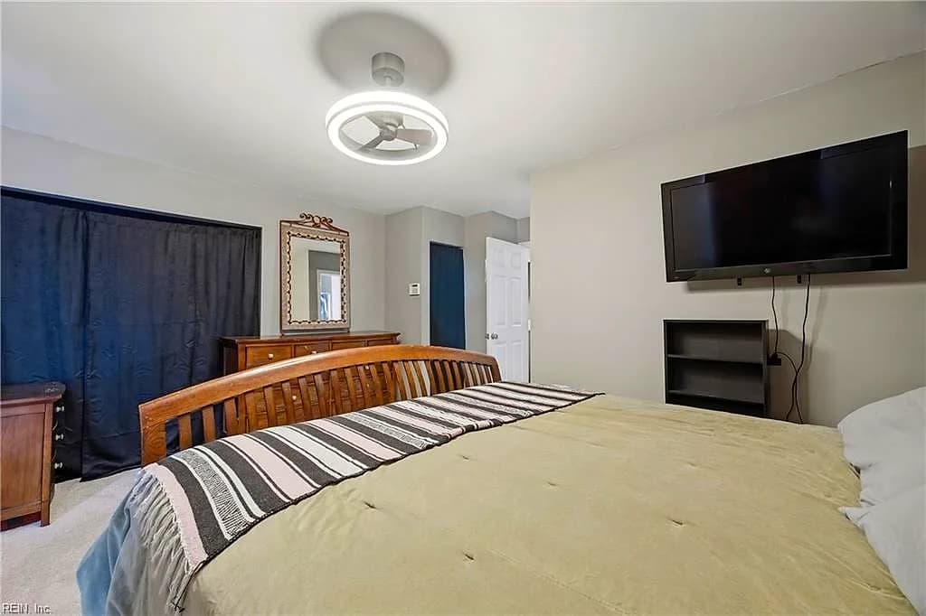 216 Whitewater DR, NEWPORT NEWS VA 23608 - Photo 5