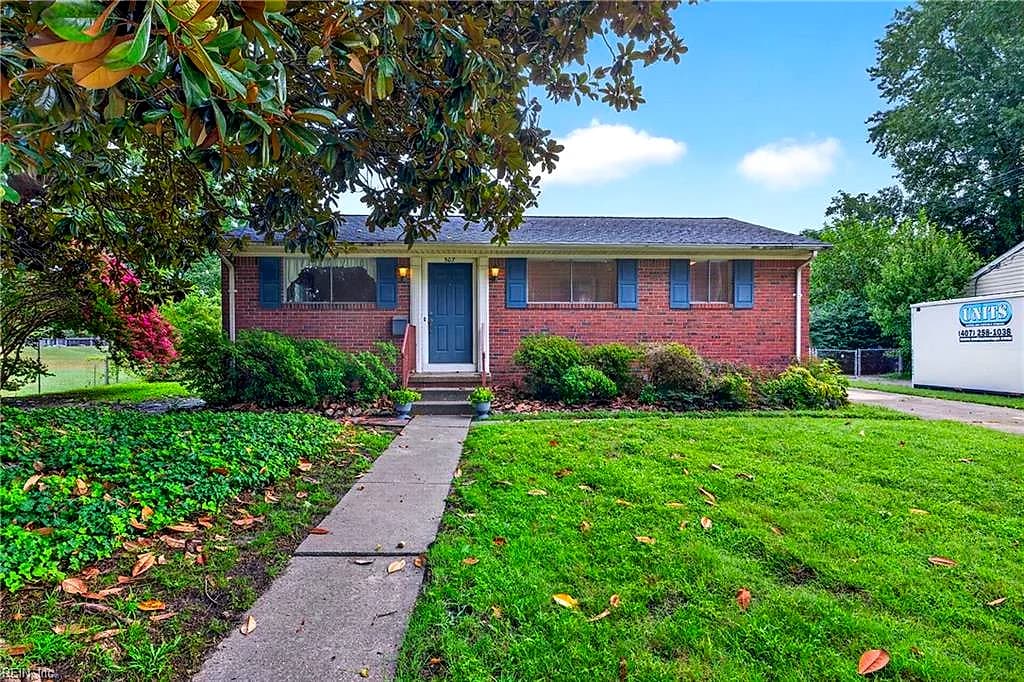 507 McLean ST, PORTSMOUTH VA 23701 - Photo 2
