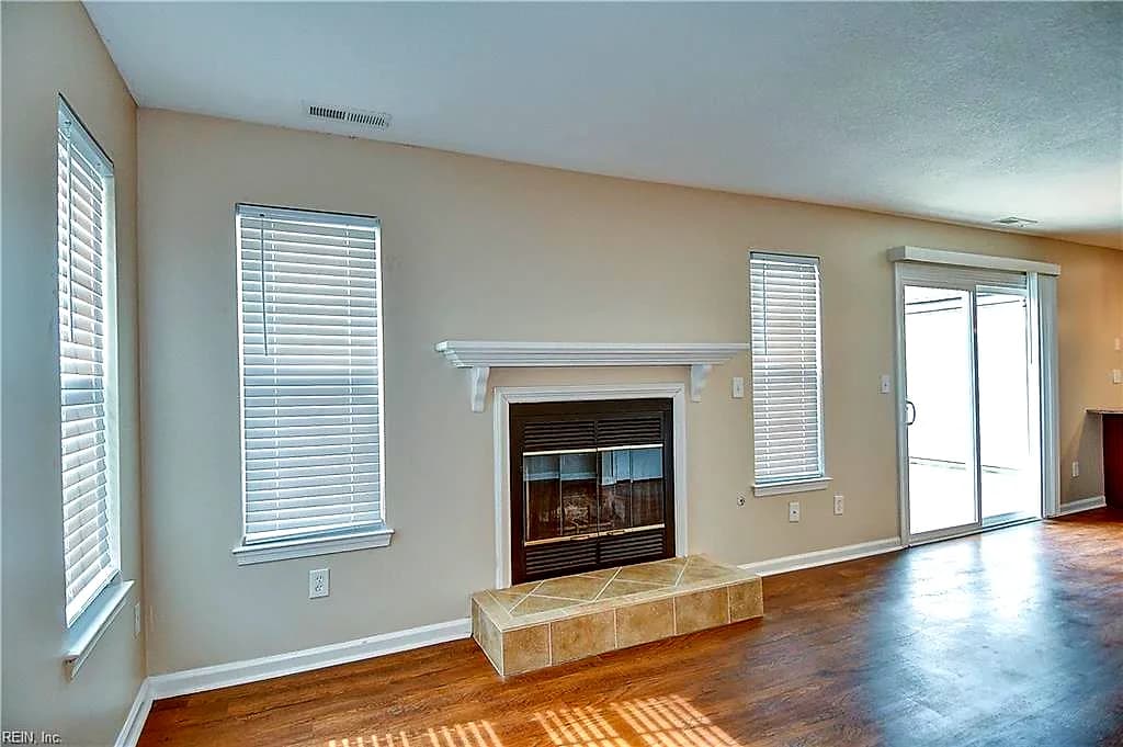 4422 Segovia CT, VIRGINIA BEACH VA 23462 thumb 8