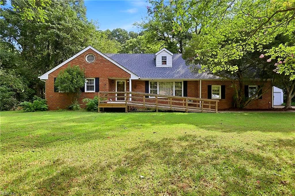 4905 Farrington DR, VIRGINIA BEACH VA 23455 - Main photo