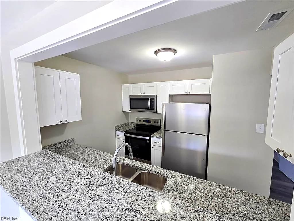 9600 11th Bay ST #7, NORFOLK VA 23518 - Photo 3