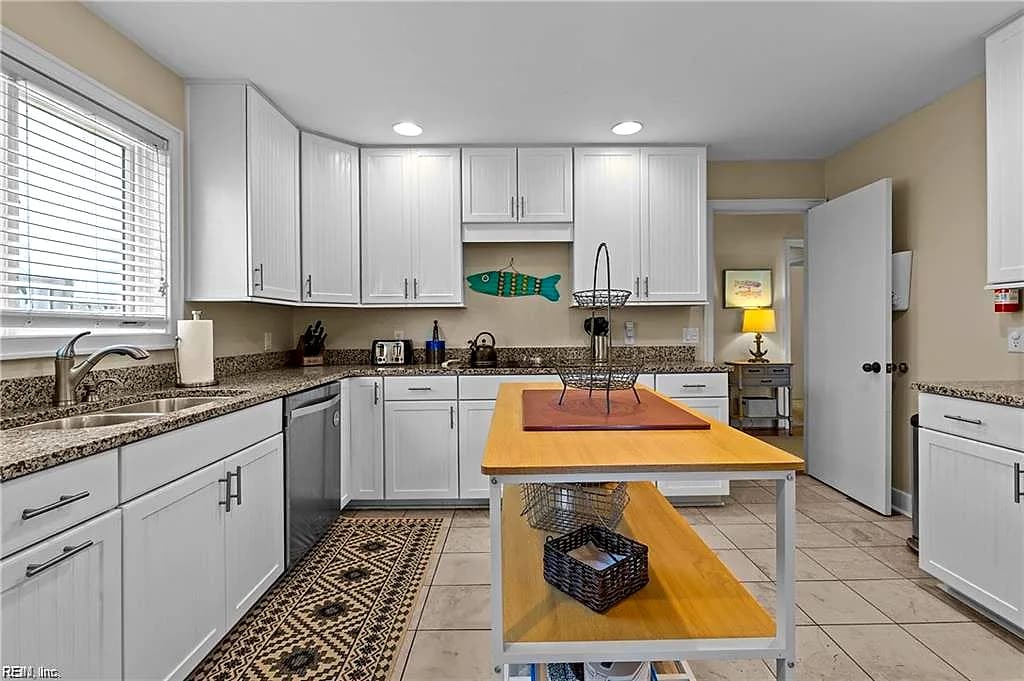 6506 Ocean Front AVE #A, VIRGINIA BEACH VA 23451 - Photo 5