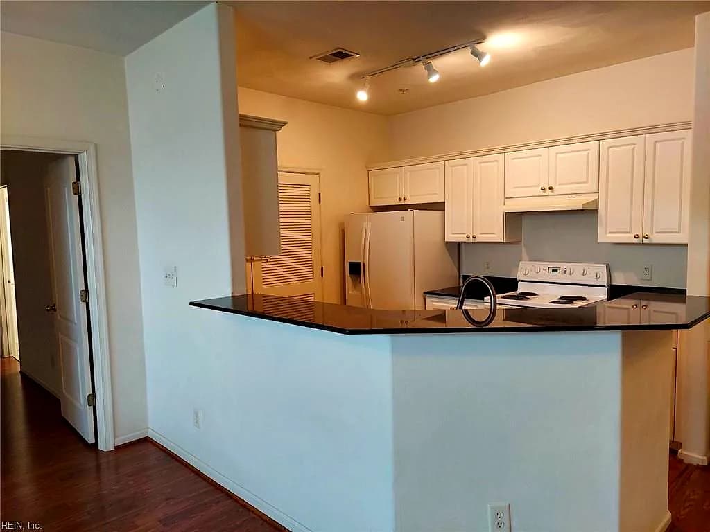 1061 Grand Oak LN, VIRGINIA BEACH VA 23455 thumb 6