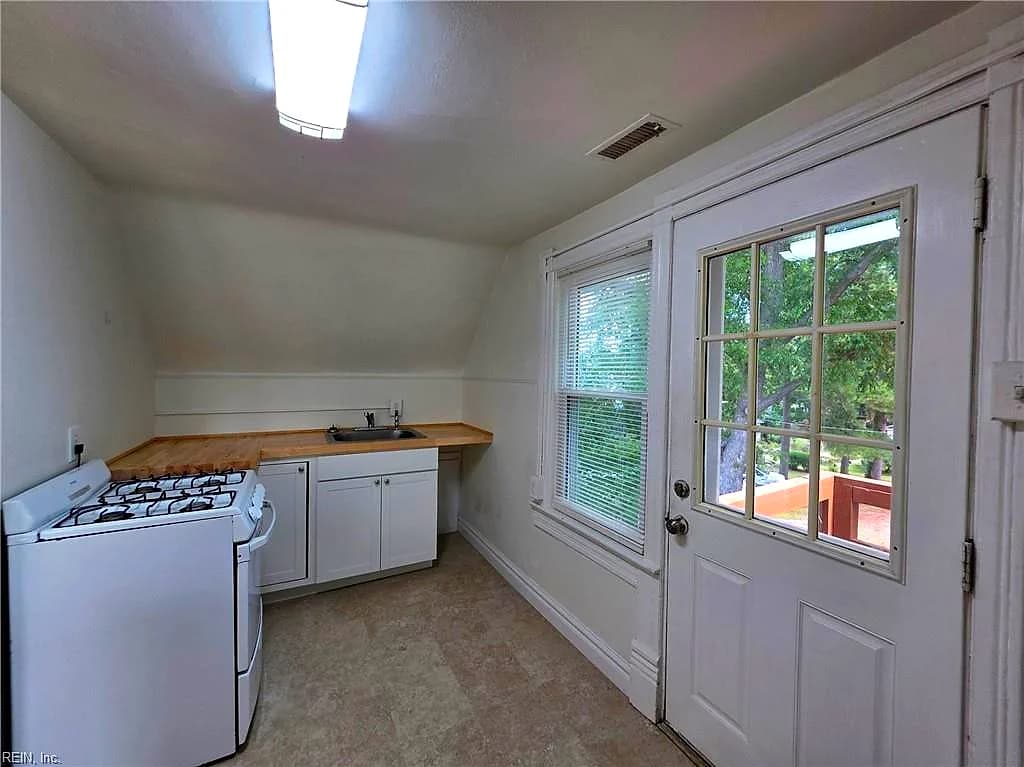 132 Orleans CIR #3, NORFOLK VA 23509 thumb 8
