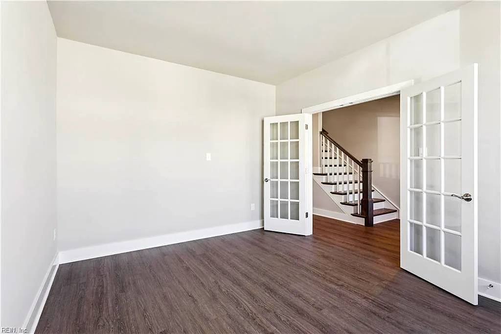 122 Robert Bruce RD, POQUOSON VA 23662 - Photo 4
