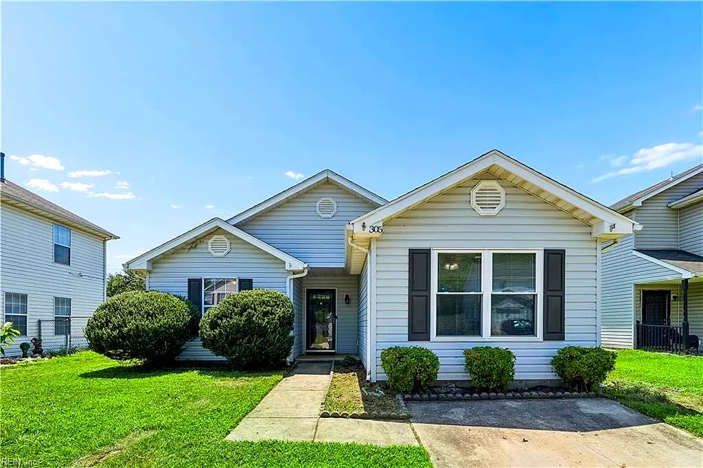 305 Greenfield CRES, SUFFOLK VA 23434 - Photo 2