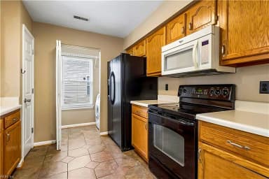 305 Greenfield CRES, SUFFOLK VA 23434 thumb 9