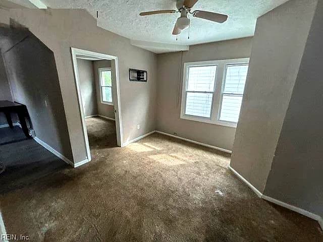 1121 35th ST, NEWPORT NEWS VA 23607 - Photo 5