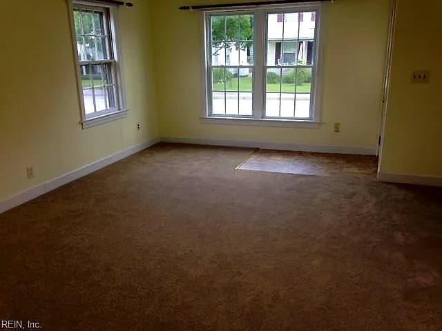226 Wilson AVE, WAKEFIELD VA 23888 thumb 7