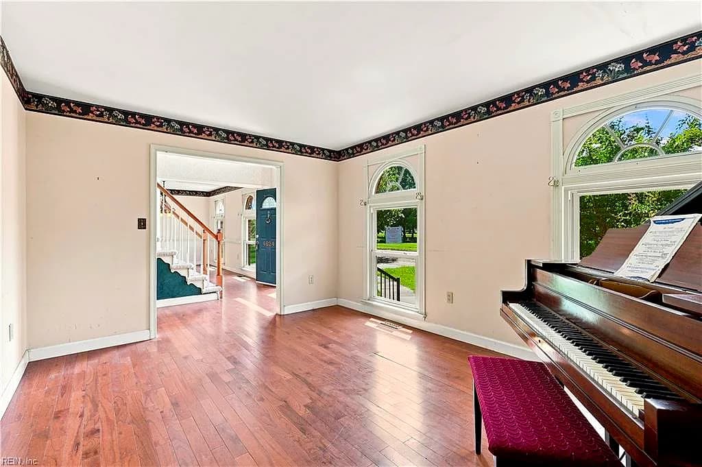 4624 Berrywood RD, VIRGINIA BEACH VA 23464 - Photo 5