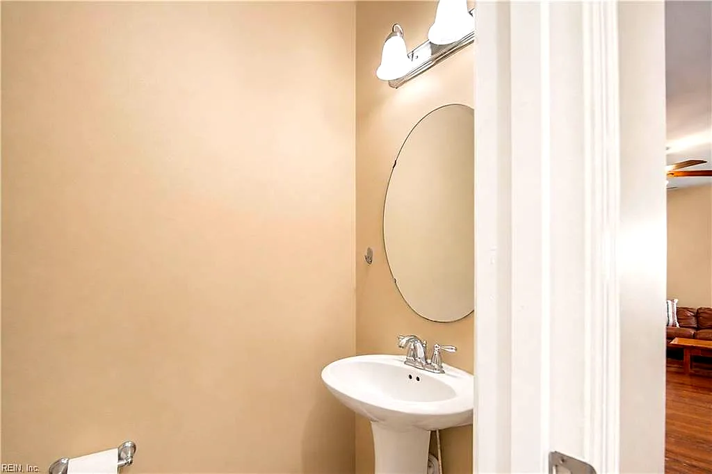 4675 Revolutionary WAY, WILLIAMSBURG VA 23188 - Photo 5
