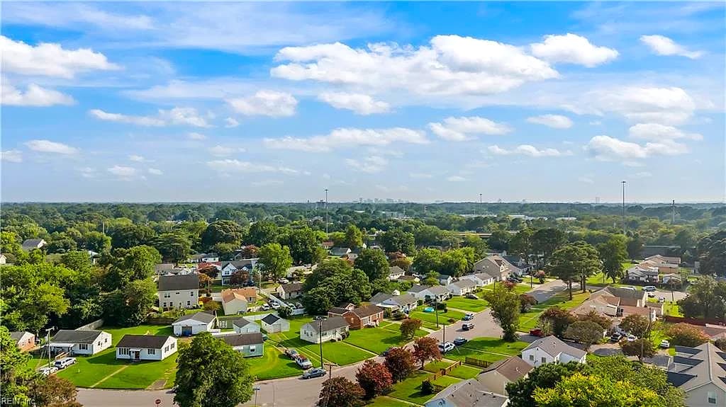 7104 Clarion LN, NORFOLK VA 23513 thumb 7