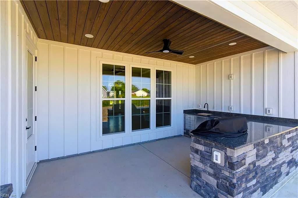 914 Maggie LN, ELIZABETHCITY NC 27909 thumb 11