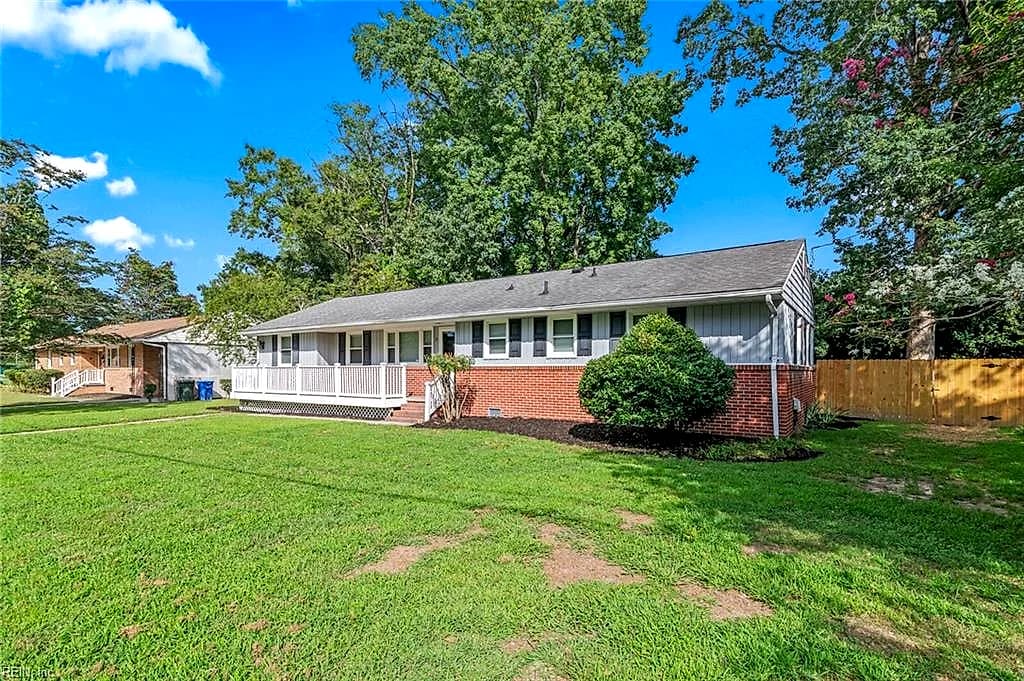 5 Fairway LN, NEWPORT NEWS VA 23606 - Photo 2