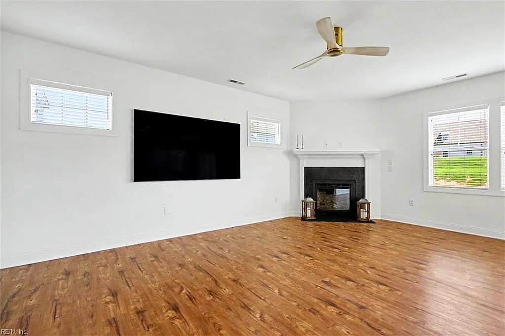 7739 Broadstairs LN, NEW KENT VA 23124 thumb 9