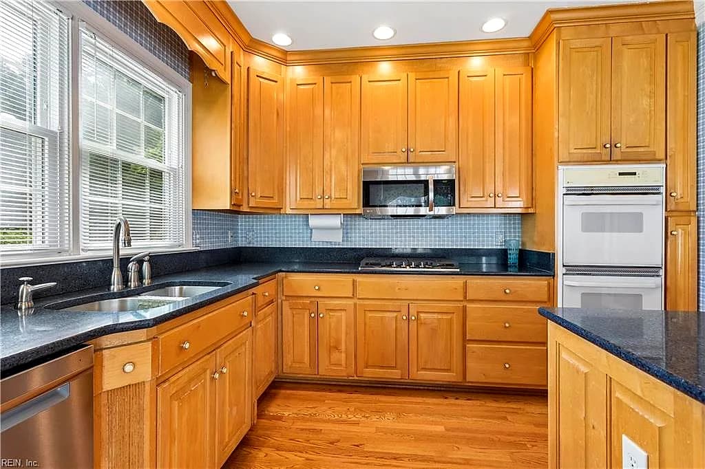 402 Comfort CV, NEWPORT NEWS VA 23606 thumb 11