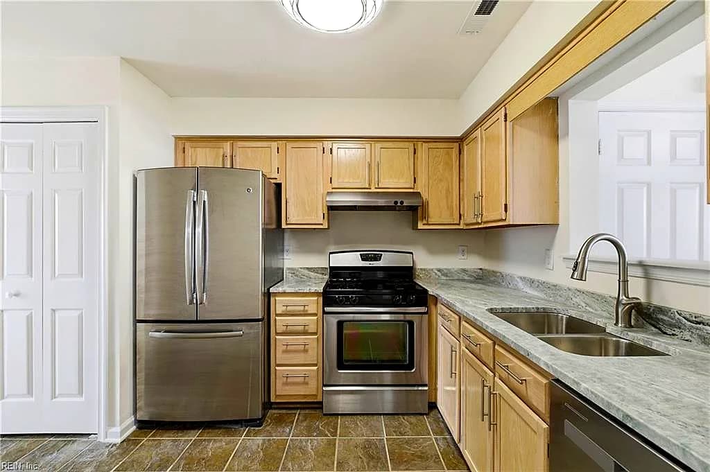 9 Madrone PL, HAMPTON VA 23666 thumb 8
