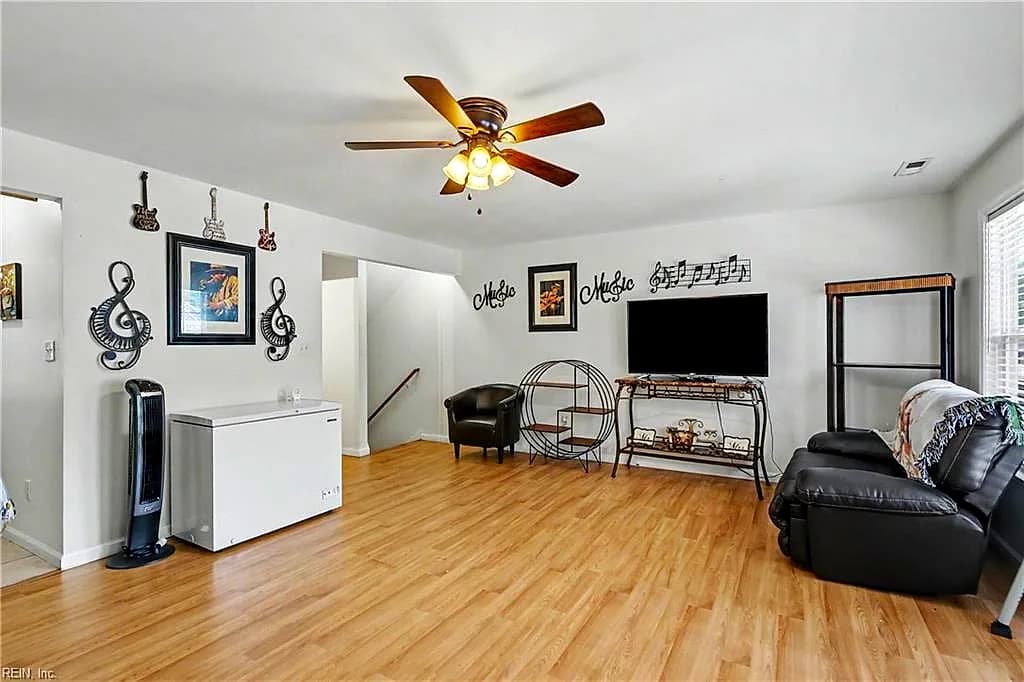 2380 Azalea Garden RD, NORFOLK VA 23513 thumb 10