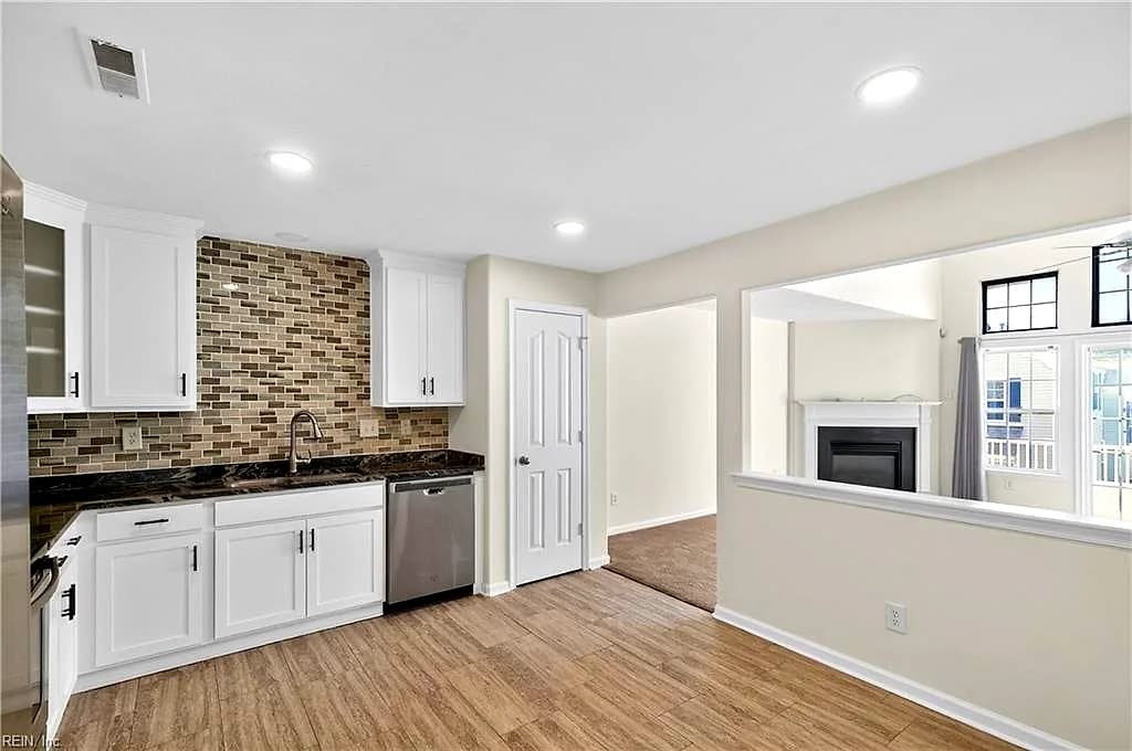 822 Point WAY, VIRGINIA BEACH VA 23462 thumb 12