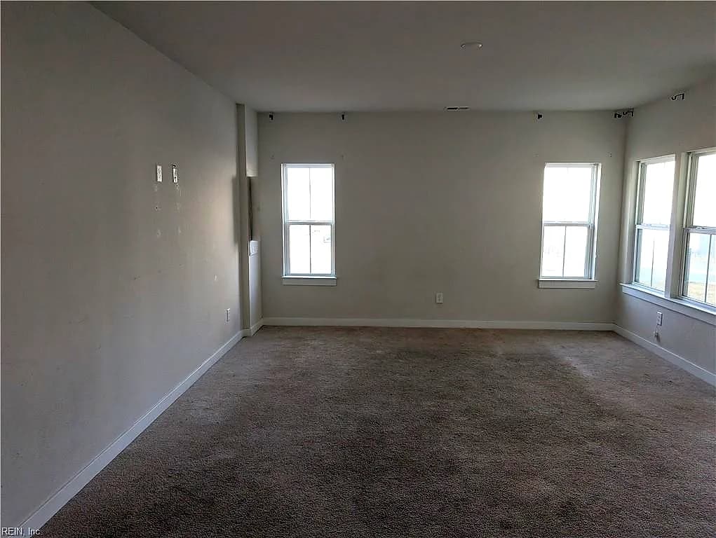 2770 Greenwood DR, PORTSMOUTH VA 23702 thumb 6