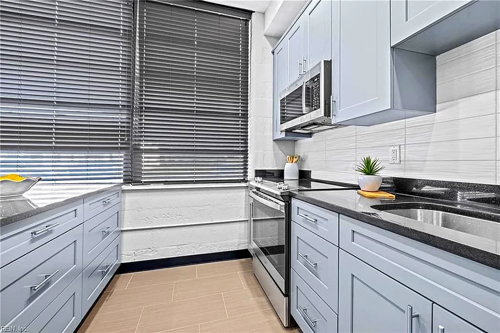 3611 Colley AVE #203, NORFOLK VA 23508 thumb 8