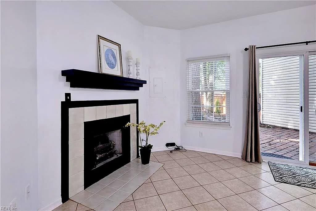 1369 Lake DR, NEWPORT NEWS VA 23602 thumb 9