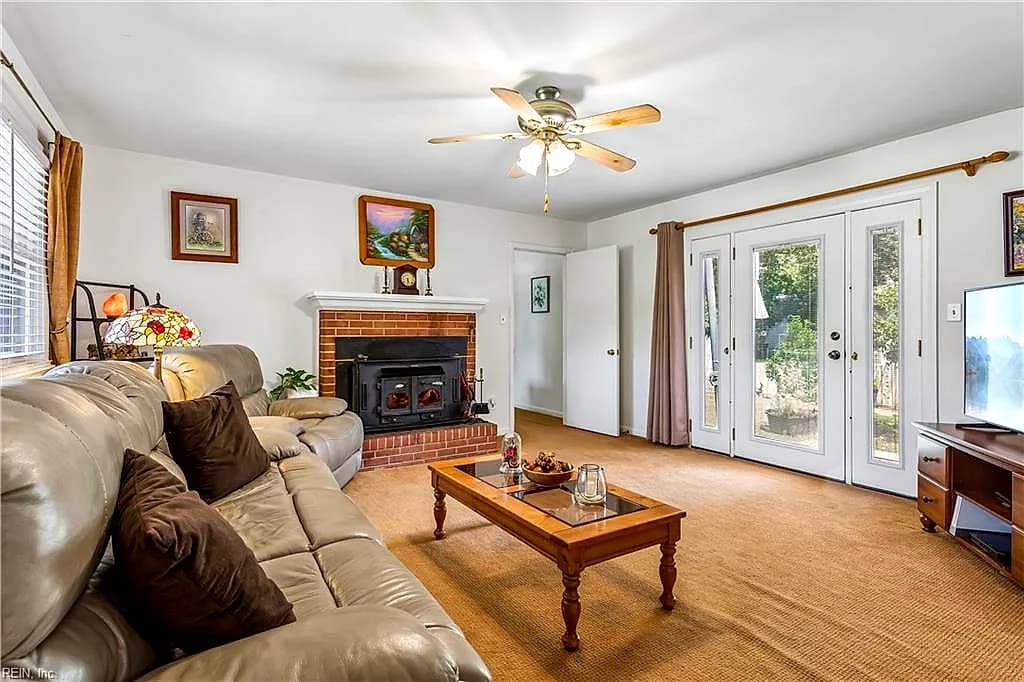 113 Crandol DR, YORKTOWN VA 23693 thumb 7
