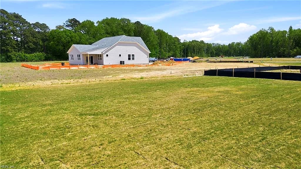 12169 Ava LN, WINDSOR VA 23487 - Photo 5