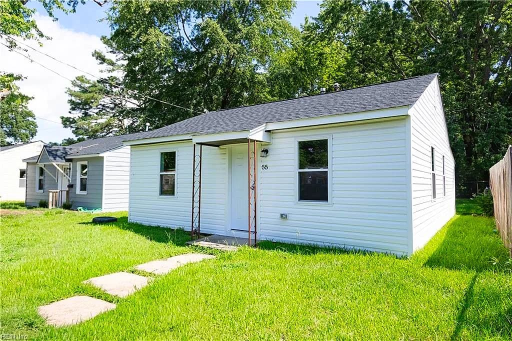 55 Phelps CIR #Cir, HAMPTON VA 23663 - Photo 3