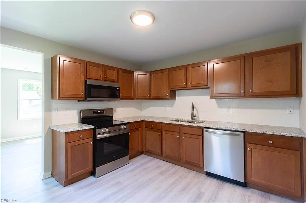 55 Phelps CIR #Cir, HAMPTON VA 23663 thumb 9