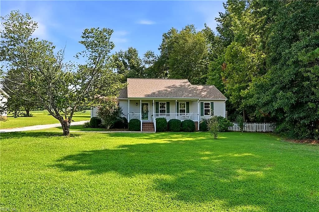 147 Canaan View LN, SURRY VA 23883 - Main photo