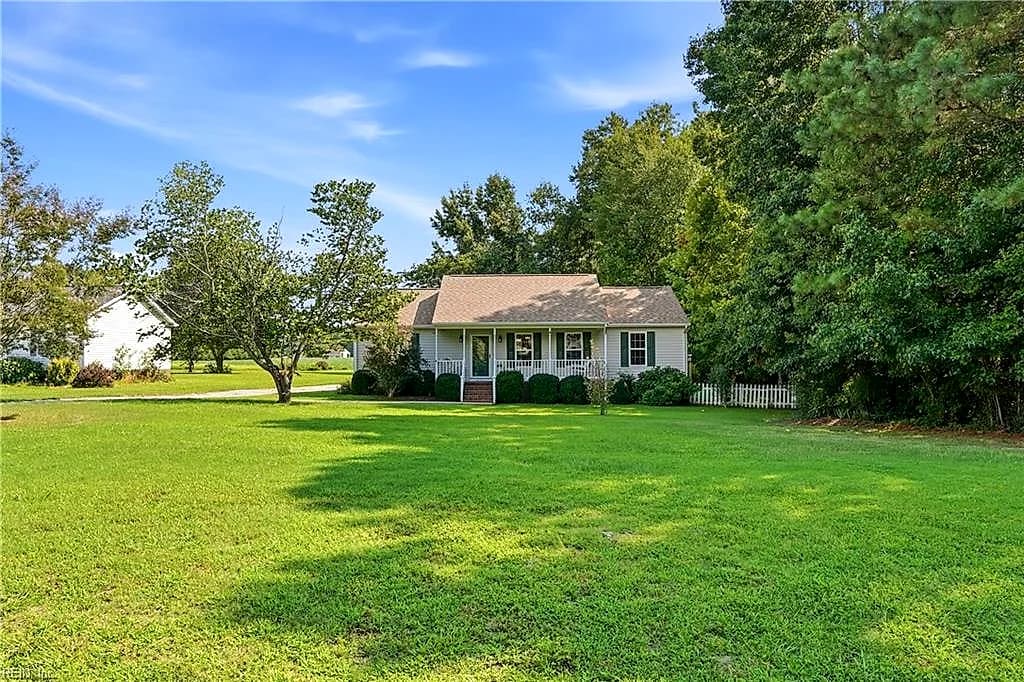147 Canaan View LN, SURRY VA 23883 - Photo 3