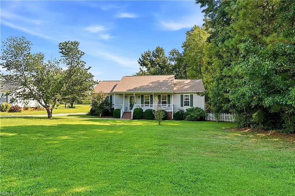 147 Canaan View LN, SURRY VA 23883 - Photo 4
