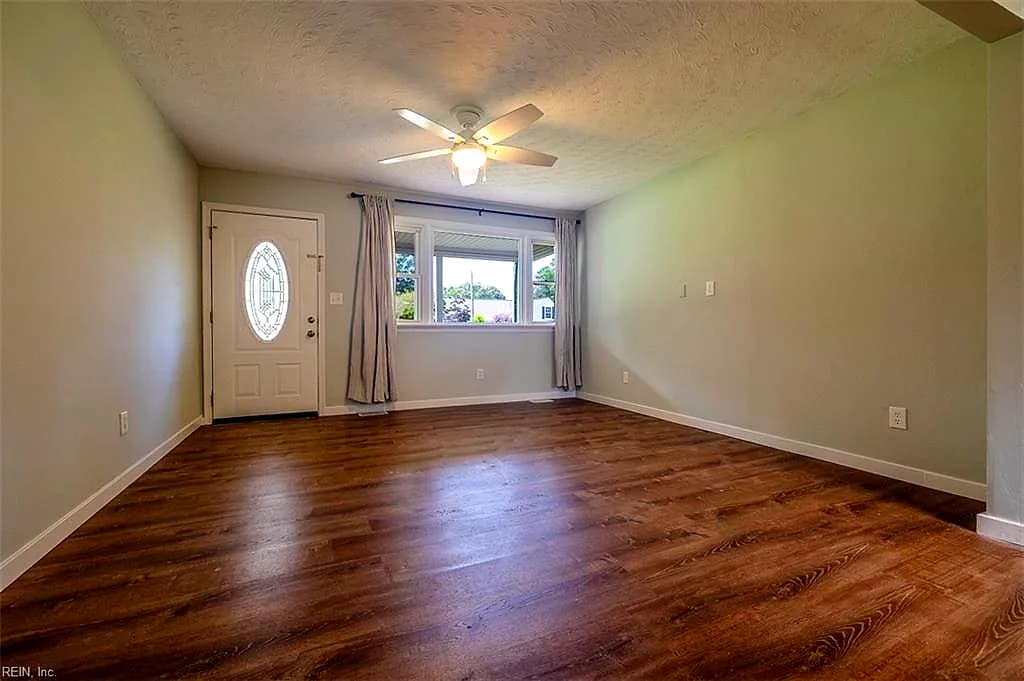 1104 Washington DR, CHESAPEAKE VA 23322 thumb 6