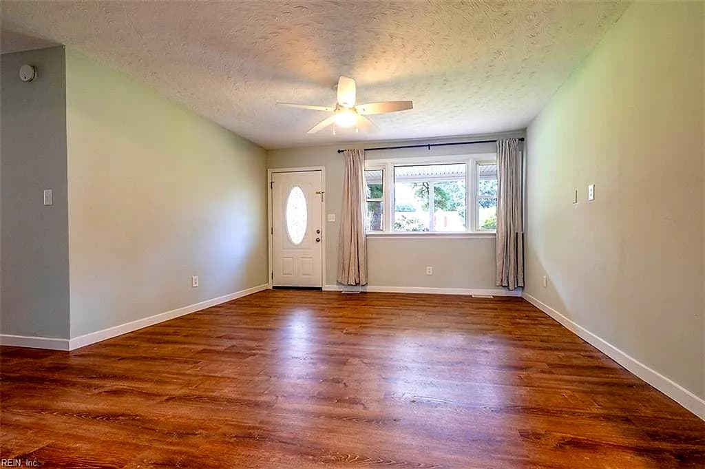 1104 Washington DR, CHESAPEAKE VA 23322 thumb 7