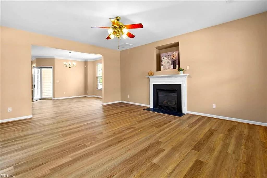 249 W Gilbert ST, HAMPTON VA 23669 - Photo 5