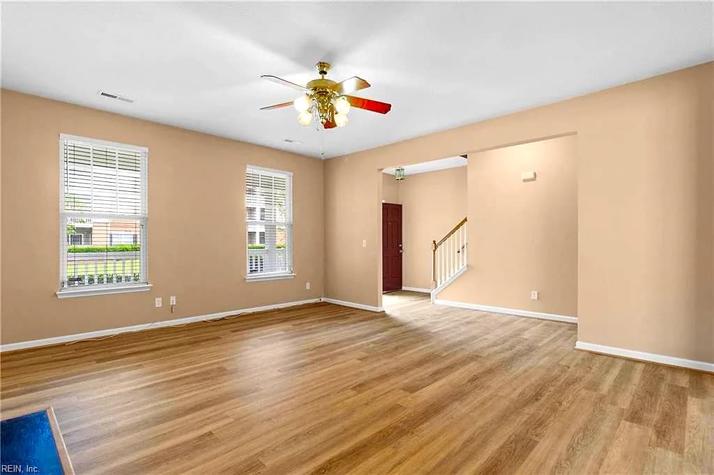 249 W Gilbert ST, HAMPTON VA 23669 thumb 8