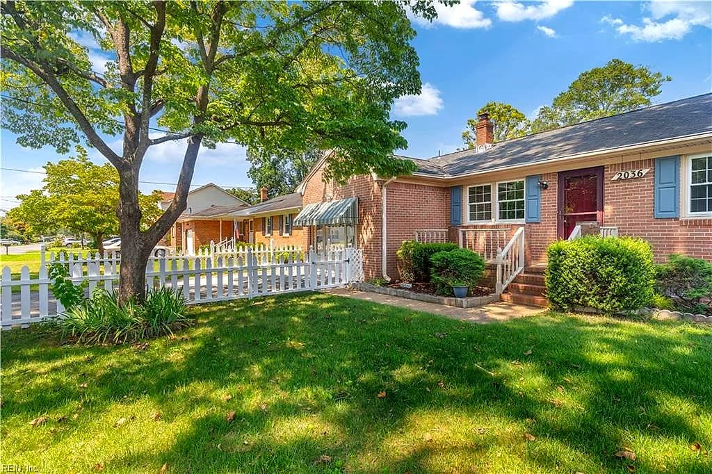 2036 English AVE, CHESAPEAKE VA 23320 - Photo 5