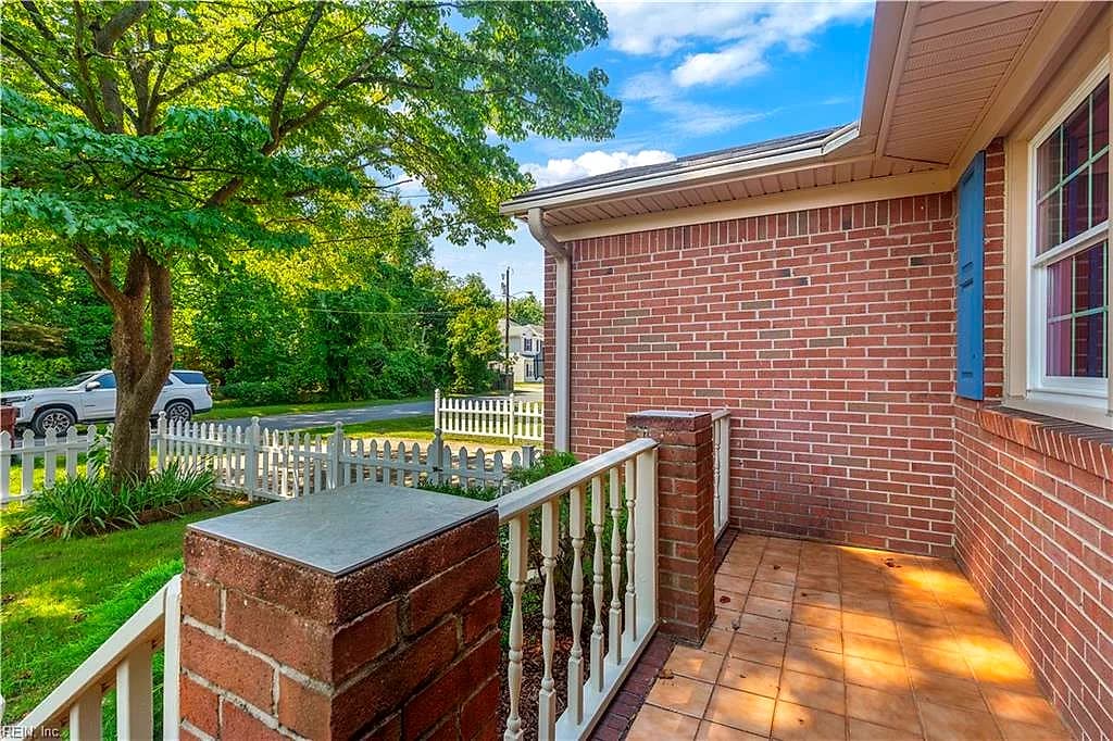 2036 English AVE, CHESAPEAKE VA 23320 thumb 7