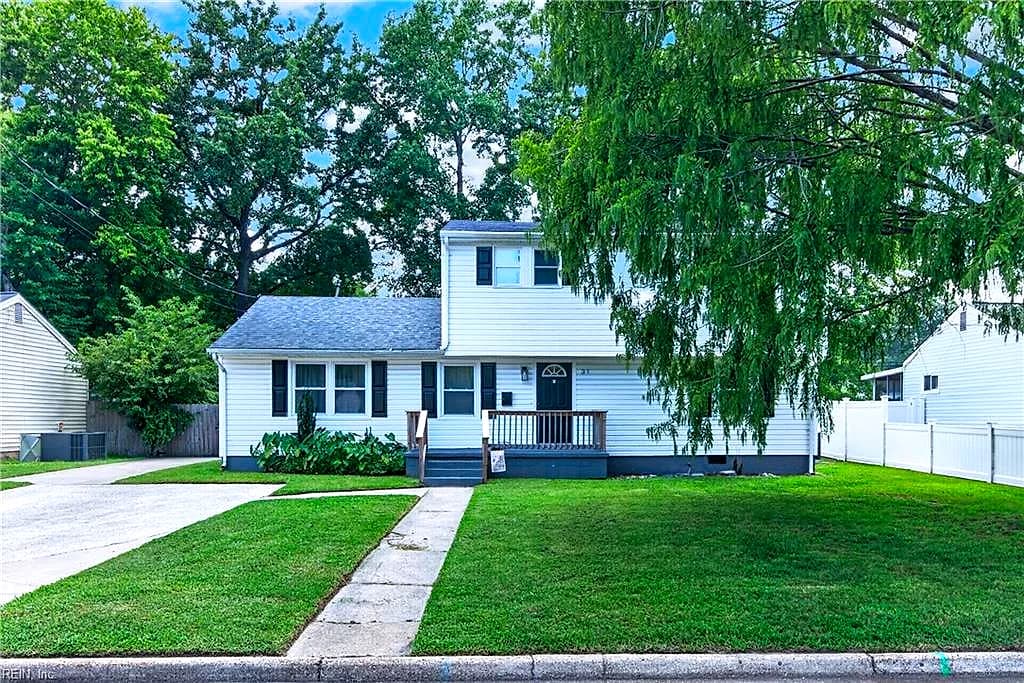 37 Londonshire TER, HAMPTON VA 23666 - Main photo