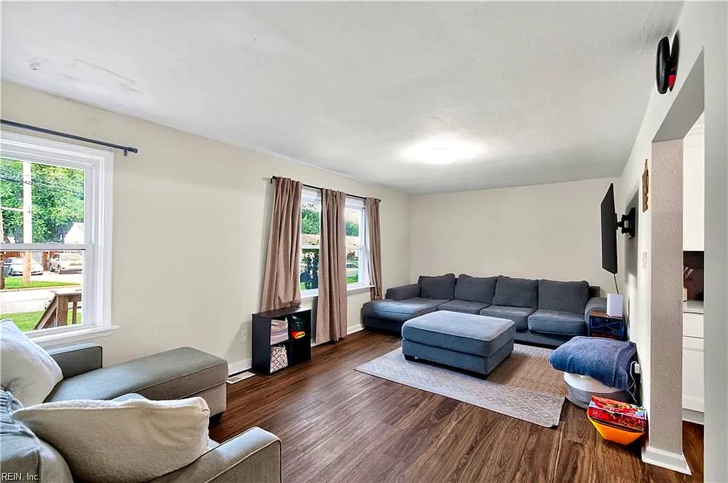 37 Londonshire TER, HAMPTON VA 23666 thumb 11