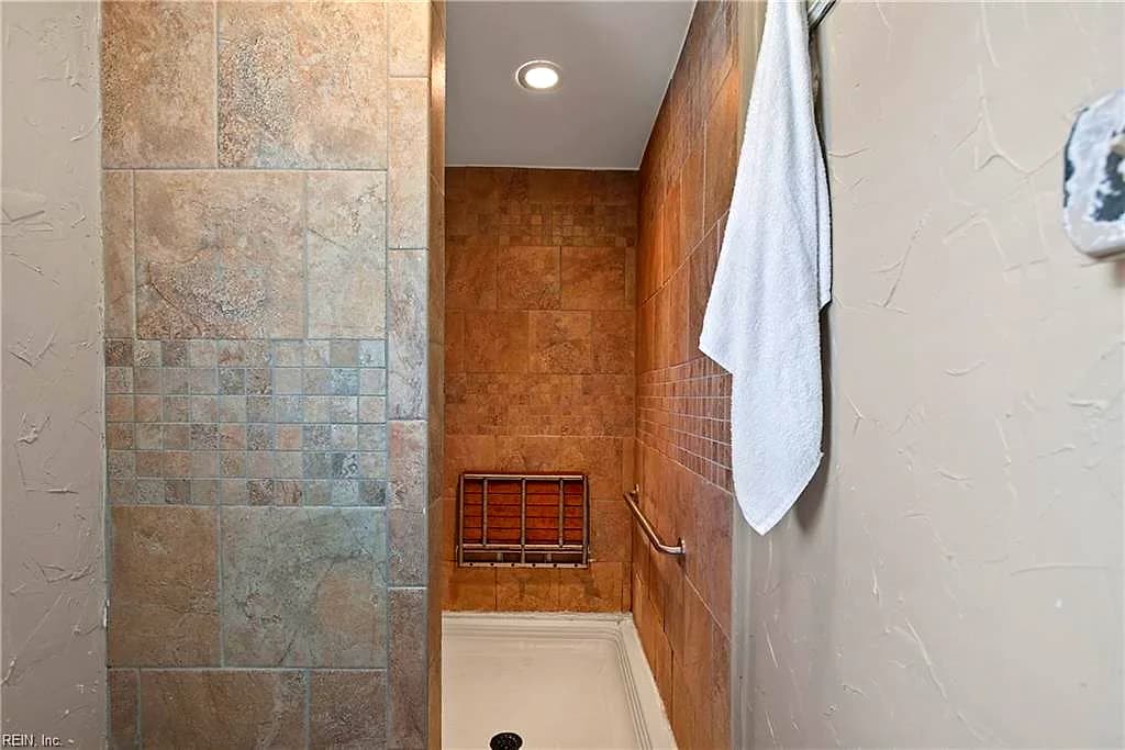 21147 Rescue RD, CARROLLTON VA 23314 thumb 8