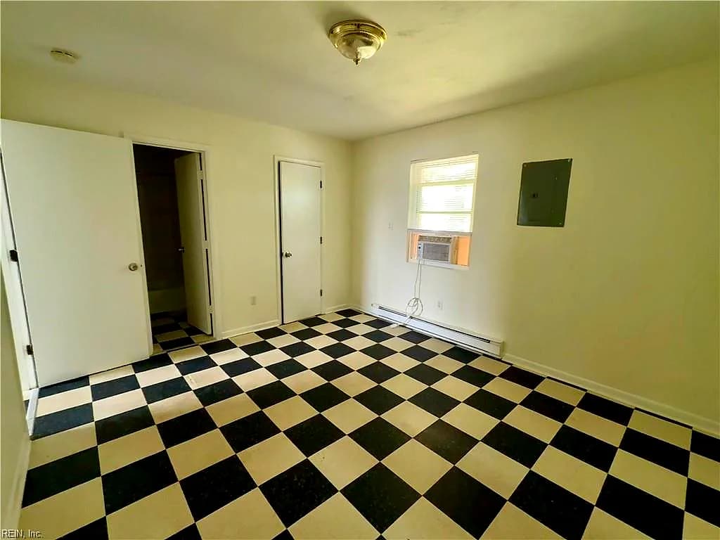 2828 E Ocean View AVE, NORFOLK VA 23518 thumb 7