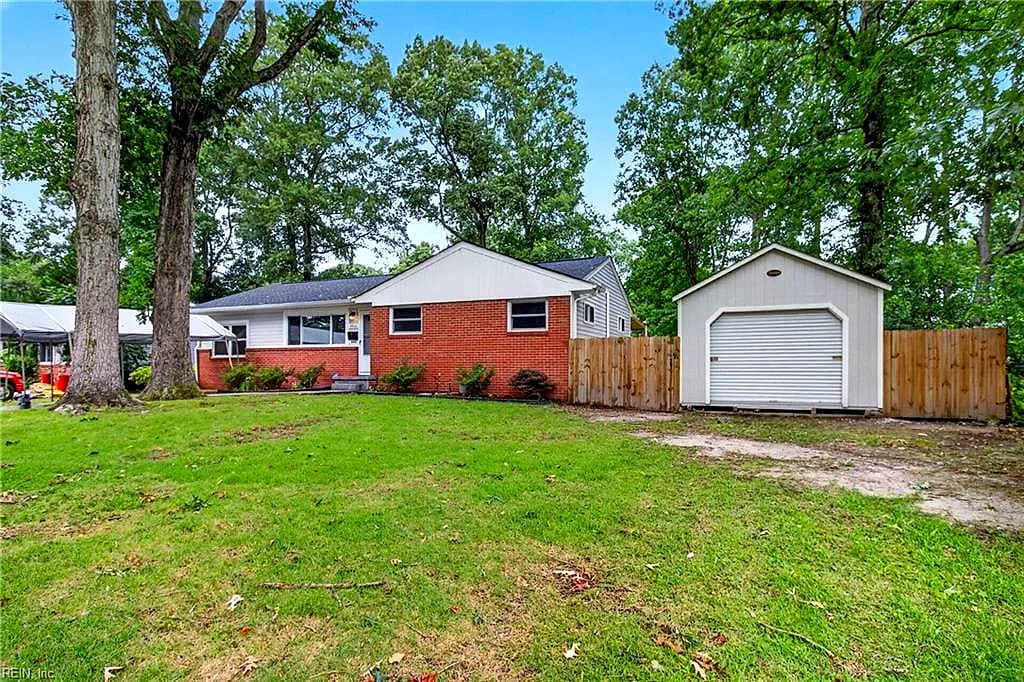 4936 Floral ST, VIRGINIA BEACH VA 23462 - Photo 2