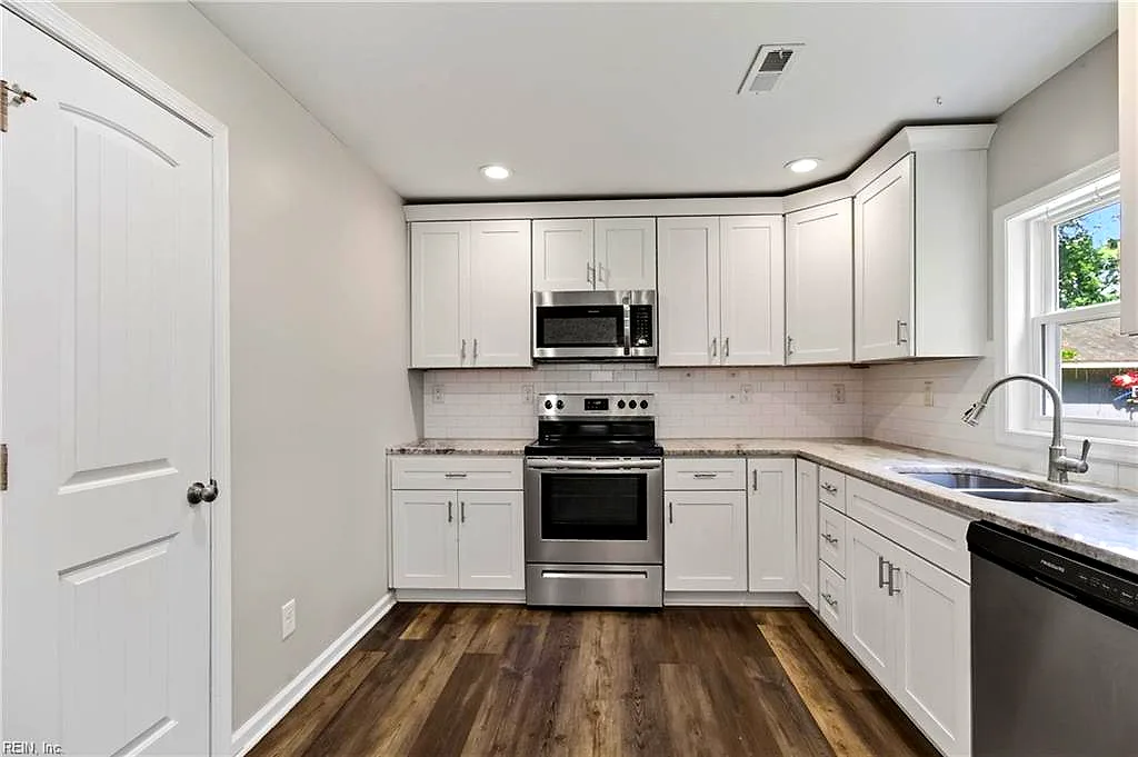 4936 Floral ST, VIRGINIA BEACH VA 23462 thumb 12
